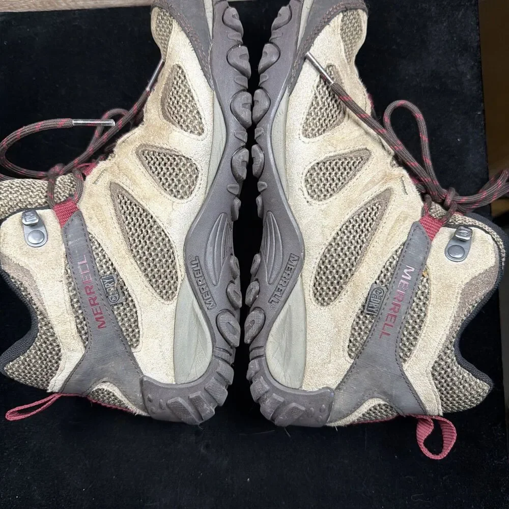 Merrell Womens Hiking Shoes Size 9 Tan J77388